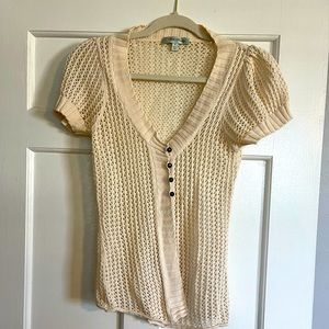 Beth Bowley crochet top with buttons. Very cute!